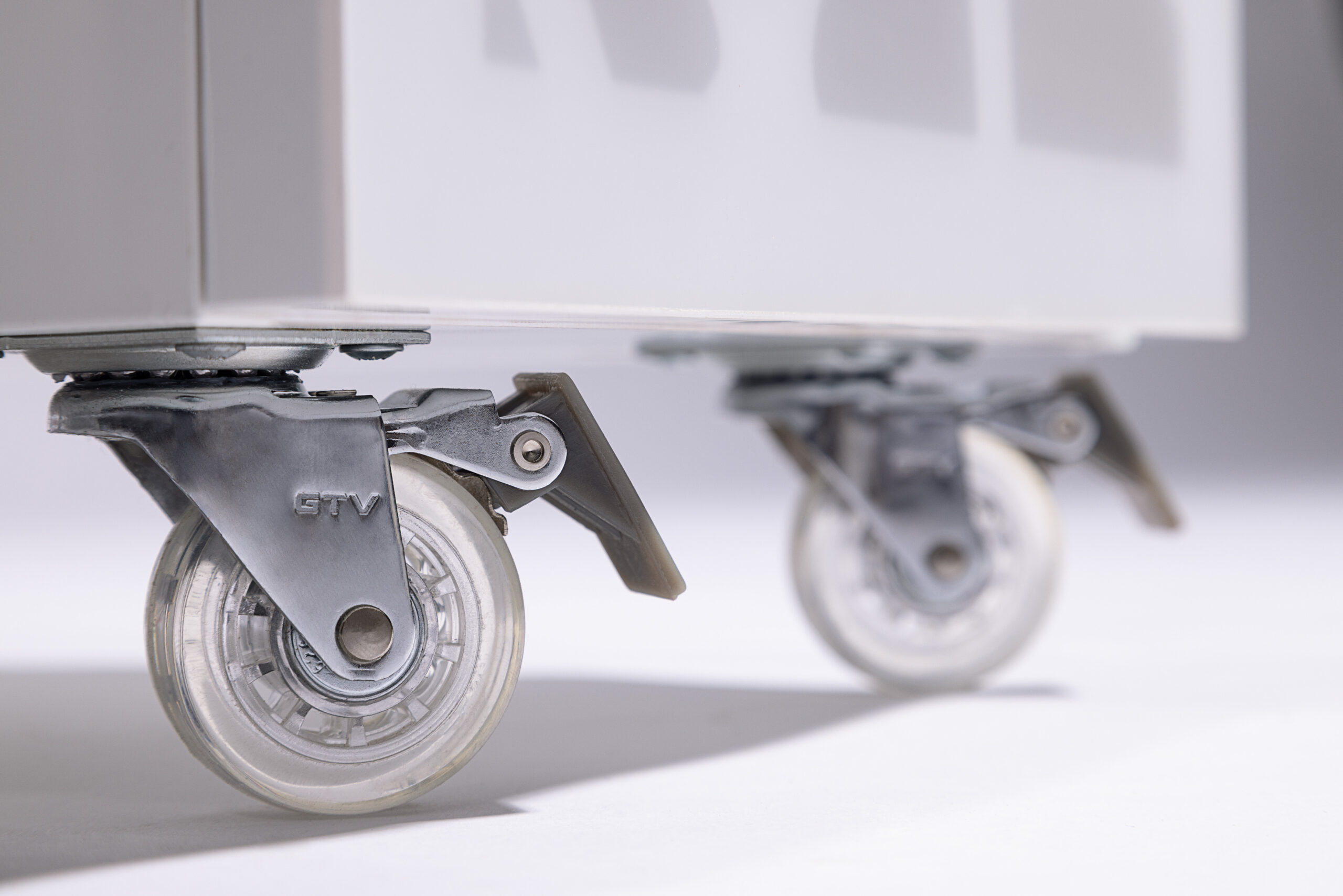 Enbio Table wheels with stopper